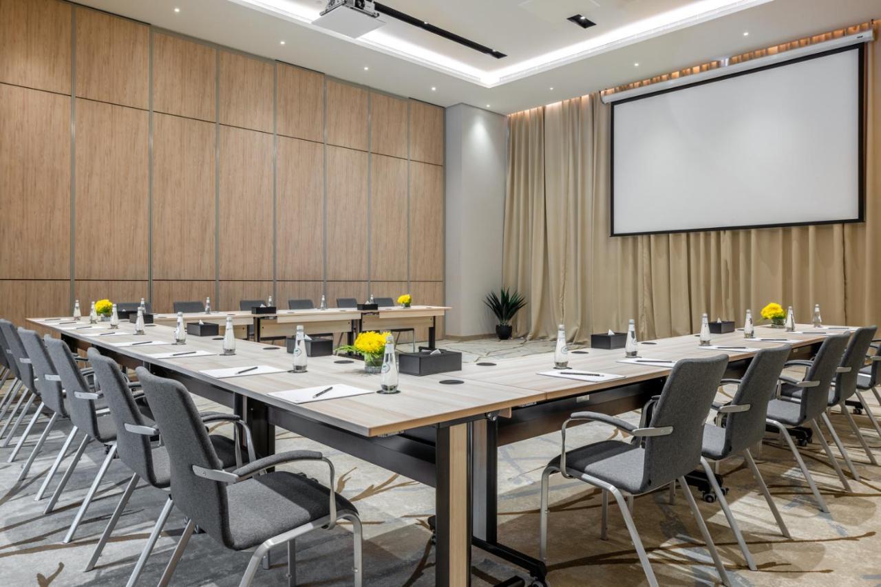 Апарт отель Citadines Абха Экстерьер фото Meeting room